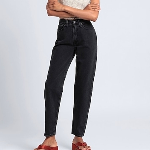 Levi's Denim - Levi's 80s Mom Jeans Stonewash Sz 2 Nwt